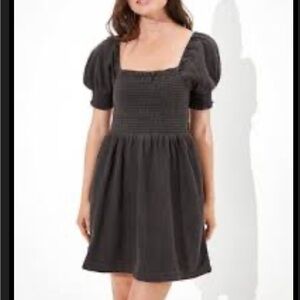 American eagle picnic pretty puffs sleeve dress